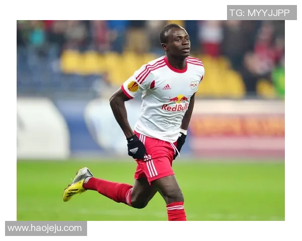 搞笑足球明星马内的幽默瞬间与场上风采的完美结合