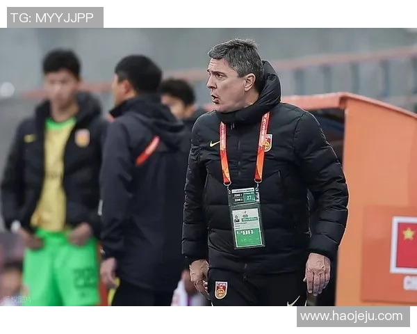 杭州足球队以83分领跑大满贯积分榜展现强劲实力